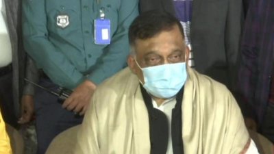 স্বরাষ্ট্রমন্ত্রী আসাদুজ্জামান খান কামাল