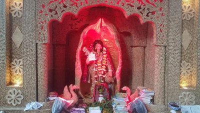 বাদামের খোসায় নির্মিত পূজামণ্ডপ