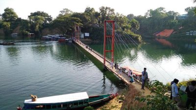রাঙামাটিকে সংক্রমণের উচ্চ ঝুঁকিপূর্ণ এলাকা হিসেবে চিহ্নিতের পর, আবারও পর্যটন খাতে ধস নেমেছে