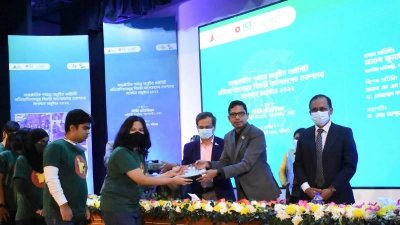প্রাথমিক বিদ্যালয়ের কারিকুলামে কোডিং চালু হবে:পলক