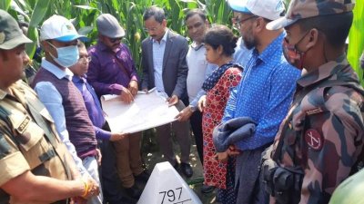 পিলার পুনঃস্থাপন ও সীমানা চিহ্নিতের কাজে দুই দেশের প্রতিনিধি দল