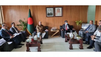 প্রবাসী কল্যাণ মন্ত্রীর সঙ্গে লিবিয়ার চার্জ ডি অ্যাফেয়ার্সের বৈঠক