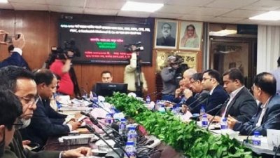 গরিবের ওপর কর না বাড়িয়ে ধনীদের যুক্তিসঙ্গত চাপ দেওয়ার পরামর্শ