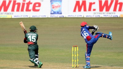 আক্ষেপের ম্যাচে সাকিবকে ছাড়ালেন মুশফিক