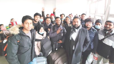 ইউক্রেন থেকে ১৫ বাংলাদেশি শিক্ষার্থী হাঙ্গেরিতে আশ্রয় নিয়েছে