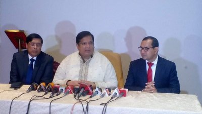 ক্রীড়া কমপ্লেক্স নির্মাণ বিষয়ে অনুষ্ঠিত সভায় কথা বলছেন প্রতিমন্ত্রী মো. জাহিদ আহসান রাসেল