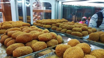 টাঙ্গাইলের বিখ্যাত চমচম