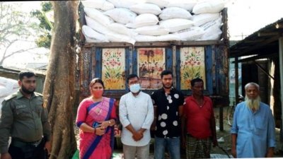 বগুড়ায় উদ্ধার করা সার