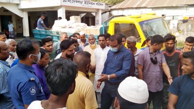 ইউএনও ও এসিল্যান্ড গিয়ে পরিস্থিতি স্বাভাবিক করেন