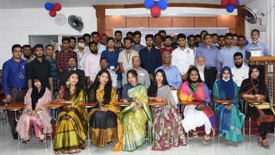 নবীনদের বরণ করলো প্রেসিডেন্সি ইউনিভার্সিটি