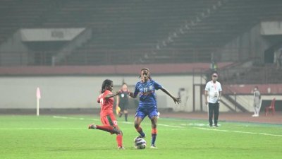 জিতেও শিরোপা ঘরে তুলতে পারেনি বাংলাদেশের মেয়েরা।