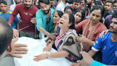 অর্ক প্রিয়া ধর শ্রীজার মায়ের আহাজারি