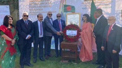 বঙ্গবন্ধুকে শুধু উচ্চারণে নয়, মনে-প্রাণে ধারণ করতে হবে: শ ম রেজাউল