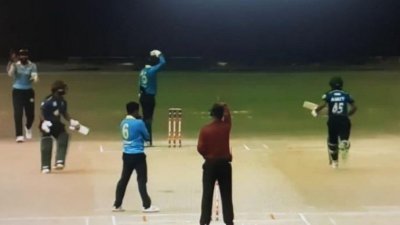অদ্ভুত ভুল করে কারণ দর্শানোর নোটিস পেলেন মুকুল