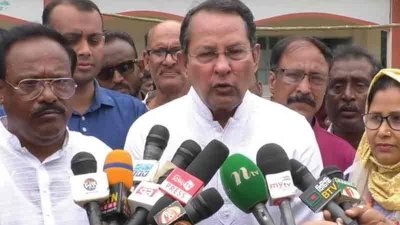 কুষ্টিয়ায় ভবন উদ্বোধনের অনুষ্ঠানে হাসানুল হক ইনু