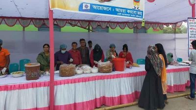 সরকারি রাজেন্দ্র কলেজ শহর ক্যাম্পাসে ফুচকা উৎসবের আয়োজন করে ‘আমরা করবো জয়’ নামের একটি সংগঠন