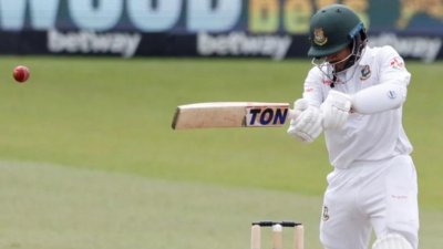 জয় খেলেছেন ১৩৭ রানের ইনিংস