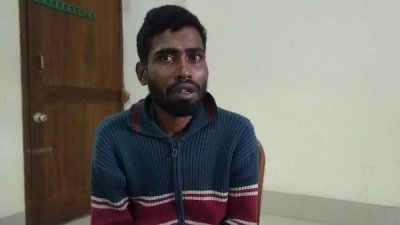 গ্রেফতার আলমাস