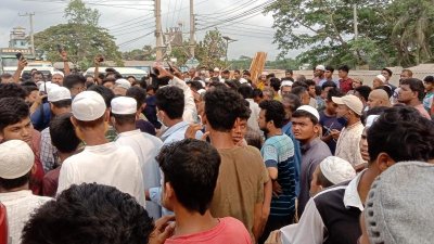 লাশ নিয়ে সড়কে বিক্ষোভ