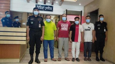 বিদেশে পাঠানোর নামে ৩০ কোটি টাকা হাতিয়ে নিয়েছে তারা
