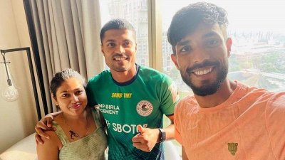 মোহনবাগান অধিনায়ককে কী বললেন আবাহনীর স্ট্রাইকার?