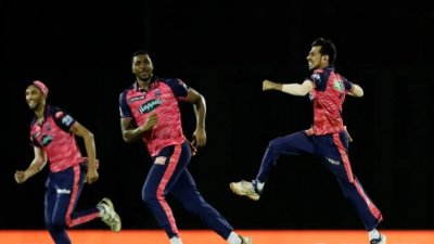 যুজবেন্দ্র চাহালের হ্যাটট্রিক আনন্দ