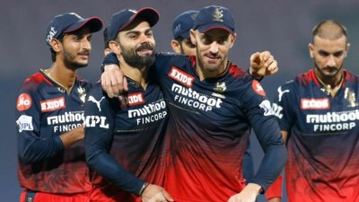 কোহলির ব্যাট হাসেনি, তবে ডু প্লেসির ব্যাটে হেসেছে বেঙ্গালুরু