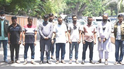 চুরি করা গাড়ির যন্ত্রাংশ ফের মালিকের কাছেই বিক্রি