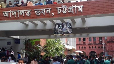 ইফতারে বিষ মিশিয়ে স্ত্রীকে হত্যাচেষ্টা, স্বামীসহ ৩ জনের বিরুদ্ধে মামলা