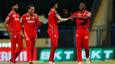 আইপিএলে রাতে মাঠে নামছে পাঞ্জাব কিংস, প্রতিপক্ষ লখনউ সুপার জায়ান্টস