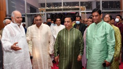 বিশিষ্ট ব্যক্তিদের নিয়ে পুলিশের ঈদ পুনর্মিলনী