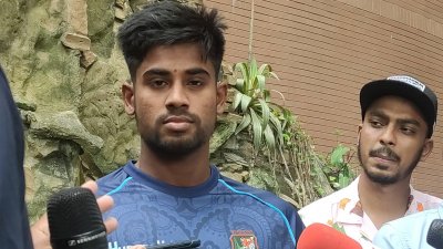 তরুণ ‍পেসার রেজাউর রহমান রাজা