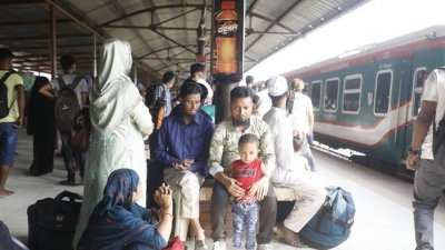 সব মোবাইল সিম ঢাকায় ফেরেনি