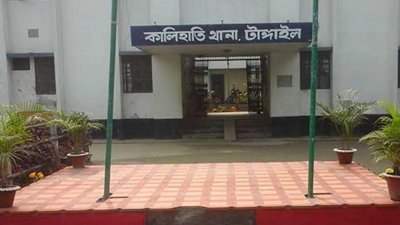 প্রবাসীর স্ত্রীকে গাছে বেঁধে নির্যাতন, ৯৯৯-এ ফোনের পর উদ্ধার