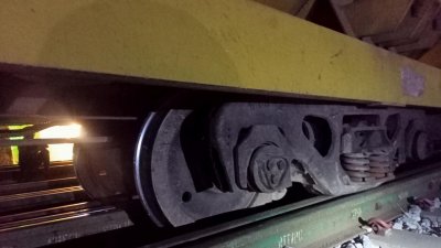 কুমিল্লায় তেলবাহী ট্রেন লাইনচ্যুত