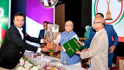  ‘ন্যাশনাল  প্রোডাক্টিভিটি অ্যান্ড কোয়ালিটি এক্সিলেন্স অ্যাওয়ার্ড পেয়েছে সুপার স্টার ইলেকট্রনিক্স