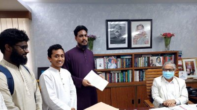 উপাচার্যের কাছে স্মারকলিপি দেন বাংলাদেশ ছাত্র অধিকার পরিষদের নেতারা