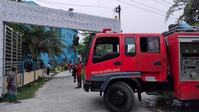 খুলনার দুদক কার্যালয়