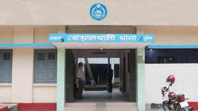 স্কুলছাত্রীকে সংঘবদ্ধ ধর্ষণ, গ্রেফতার ৩