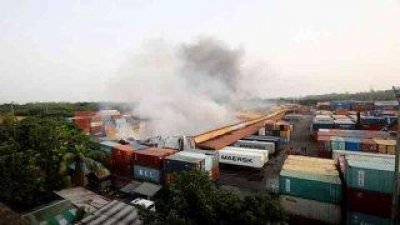 সীতাকুণ্ডের বিএম কনটেইনার ডিপোর আগুন
