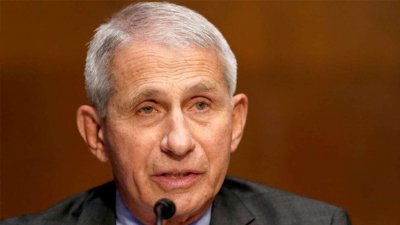 মহামারির শুরুর দিকে পরিচিত নাম হয়ে ওঠেন ড. অ্যান্থনি ফাউচি