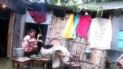 নেত্রকোনায় লাখো মানুষের দুর্বিষহ জীবনযাপন