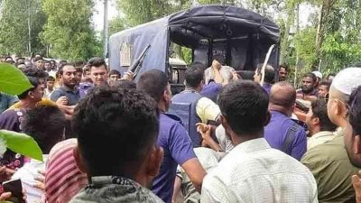 বৃদ্ধে পা বিচ্ছিন্নের ঘটনায় একজনকে আটক করেছে পুলিশ