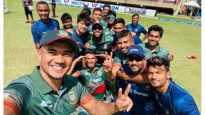 ওয়ানডে বলেই খুনে মেজাজে অপ্রতিরোধ্য বাংলাদেশ