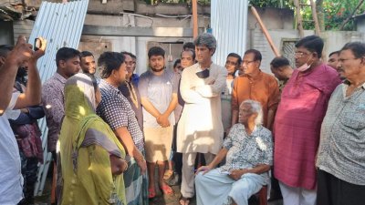 ঘটনাস্থলে ডা. জাফরুল্লাহ চৌধুরী