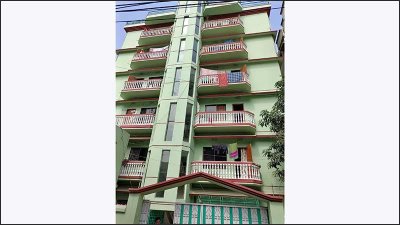 সাত তলা ভবনটি