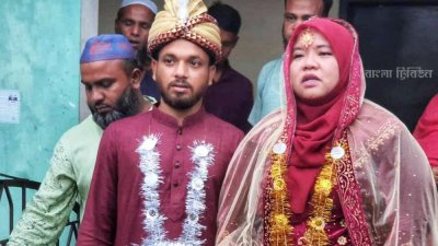 প্রেমিক জাহাঙ্গীরকে বিয়ে করতে গাজীপুরে এসেছেন মালয়েশিয়ান তরুণী নুরকারমিলা বিনতে হামিদ