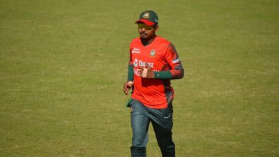 মোসাদ্দেক হোসেন
