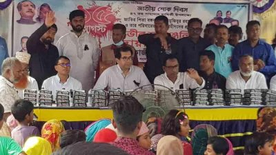 যশোর শহরের কেন্দ্রীয় বাস টার্মিনাল এলাকায় আয়োজিত আলোচনা সভায় সংসদ সদস্য কাজী নাবিল আহমেদ