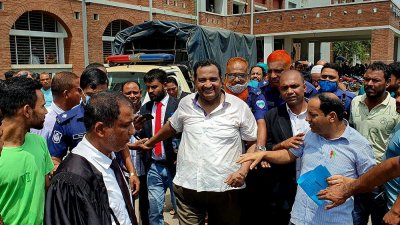 সেই মামুনের জামিন শুনানিতে শতাধিক আইনজীবী